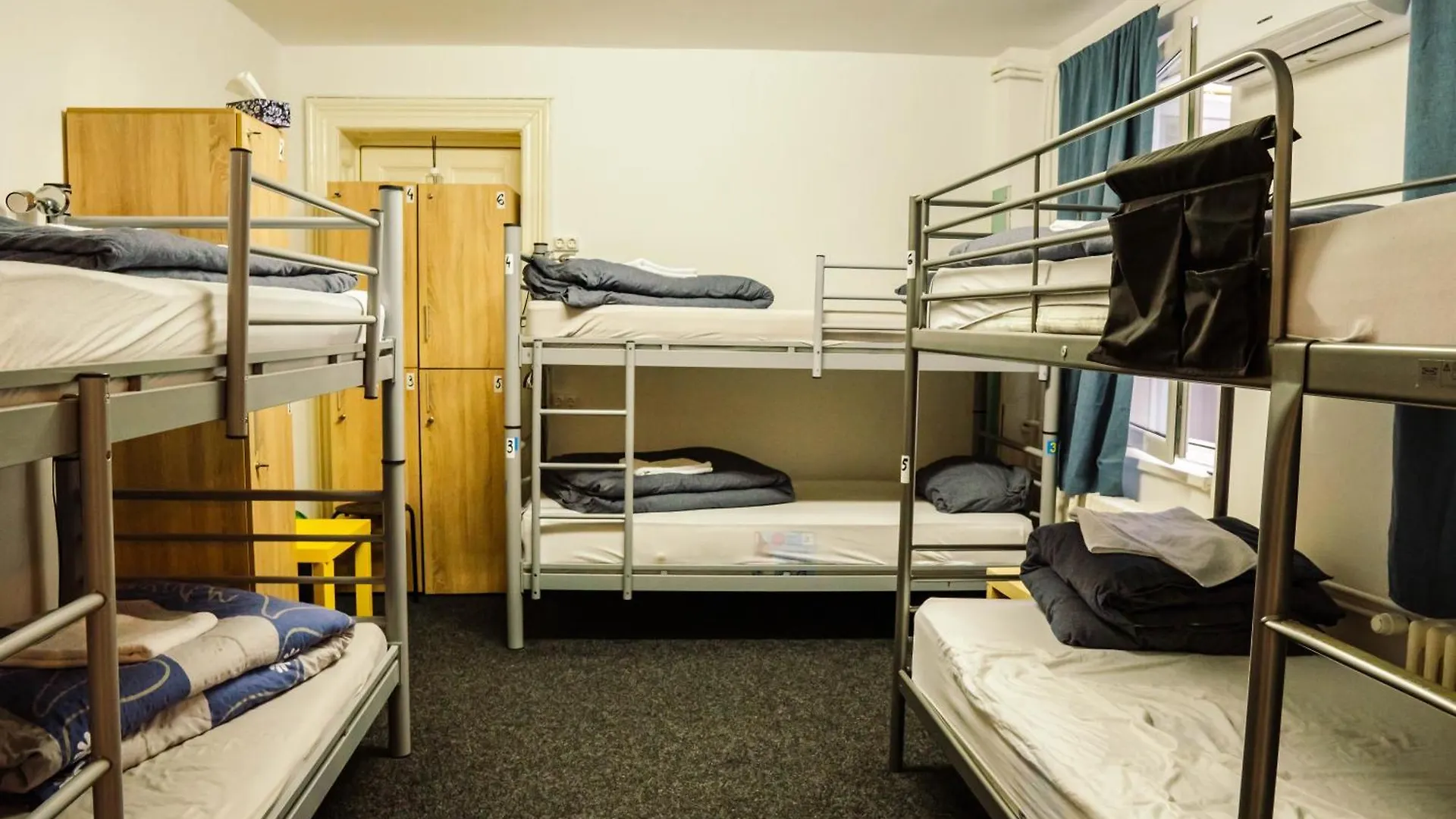 Hostel Sport Бухарест
