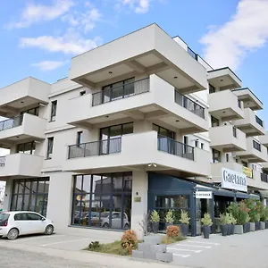 Grey Tunarii