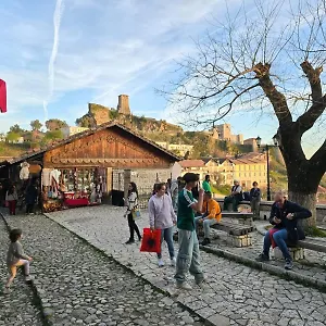  Pensjonat Mefaja Albania
