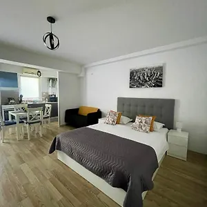  Apartment Bucharest Airport Henri Coanda & Therme-self Check-in
