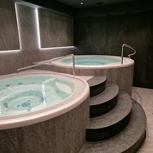 wielka-krokiew-residencespa-jacuzzi-sauna-teznia.zakopanehotels.org/